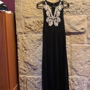 INC. maxi Dress. M. Beautiful appliqué. T-Back. Worn once.